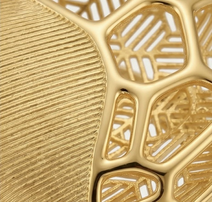 Dubai Style .925 Sterling Silver dipped in 22K Gold handmade Large ring size 7 1/4 - Close-up of intricate gold-plated sterling silver jewelry detailing.