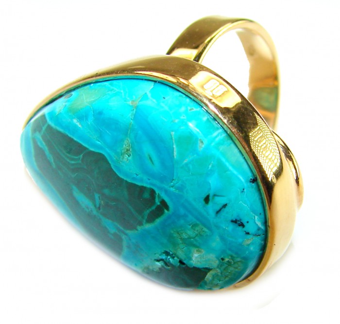 Great quality Parrot's Wings Chrysocolla 8K Gold over .925 Sterling Silver handcrafted Ring size 7 adjustable - Chrysocolla stone close-up in 8K gold ring setting.