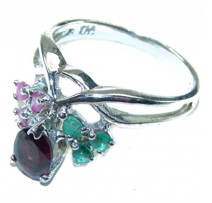 Red Rose 0.95 carat Authentic Garnet .925 Sterling Silver handcrafted Ring size 8 - Side view of garnet and sterling silver ring with pink and green stones.