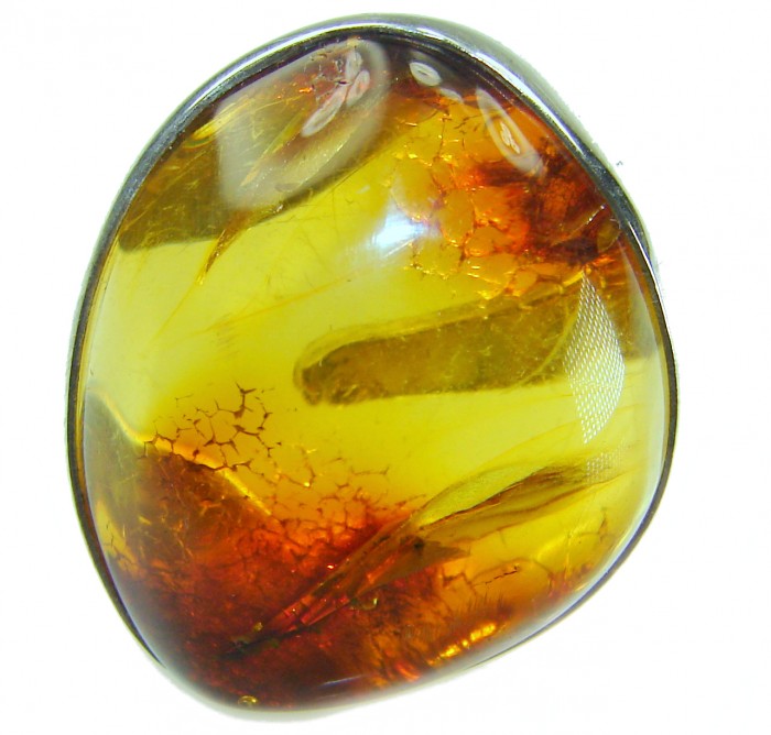 Large the best quality Natural Baltic Amber .925 Sterling Silver handcrafted ring; s. 7 adjustable - Close-up of large Baltic amber stone set in .925 Sterling Silver.