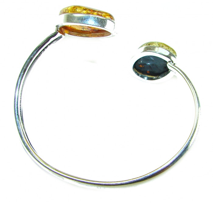 Vintage Design Genuine 20.5 carat Baltic Amber .925 Sterling Silver handmade Bracelet - Side view of vintage design bracelet with Baltic amber stones.