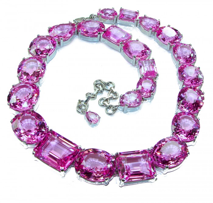 One-Of-A-Kind - Tiffany - Magnificent Pink 284.5 carat Pink Sapphire .925 Sterling Silver handcrafted Large Statement necklace, 175.8 grams - Pink gemstone necklace close-up with clasp detail.