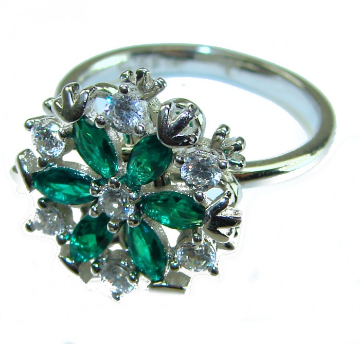 Real 3.2 carat Emerald Italy Made Silver Sterling Silver spinning ring s. 7 1/2 - Emerald and diamond ring close-up, Italy-made sterling silver.