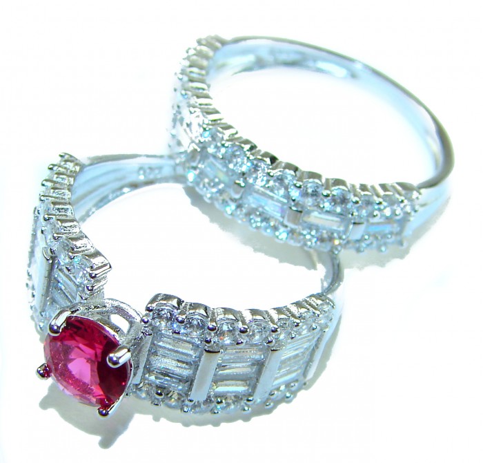2.5 carat Ruby .925 Sterling Silver handcrafted ring; s. 7 adjustable - Ruby sterling silver ring close-up, side angle view