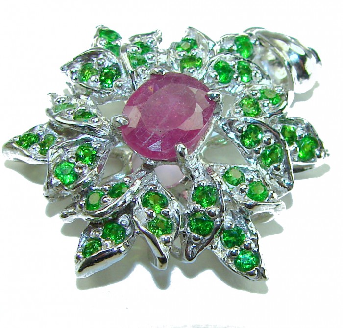 Fiesta Authentic 12.5 carat Multigem .925 Sterling Silver brilliantly handcrafted pendant - Top view of multigem sterling silver brooch with ruby and green stones.