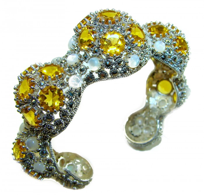 Dolce Vita - Precious Natural 66.5 carat Citrine .925 Sterling Silver handcrafted LARGE bracelet - Close-up of ornate citrine bracelet with sterling silver and pearls.