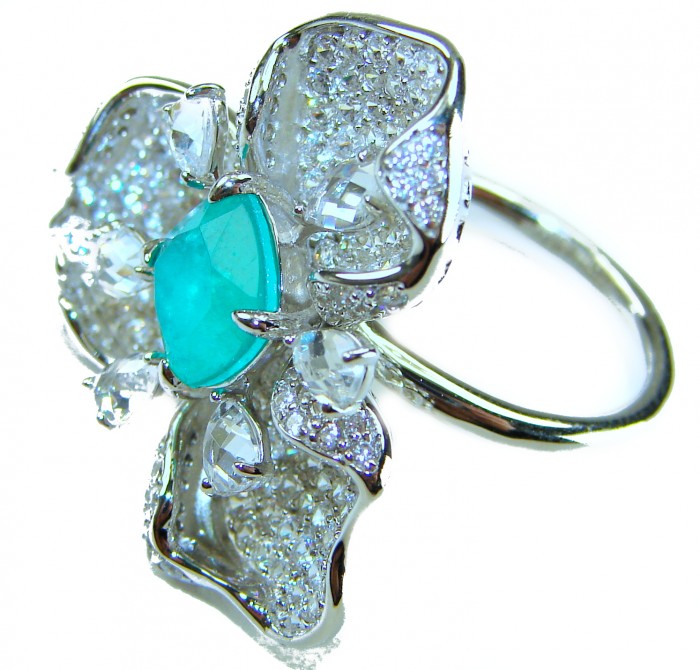 Exotic Beauty 5.5 carat Colombian Emerald .925 Sterling Silver dipped in 18K Gold over Handcrafted Ring size 6 - Close-up of Exotic Beauty ring with Colombian emerald and diamonds