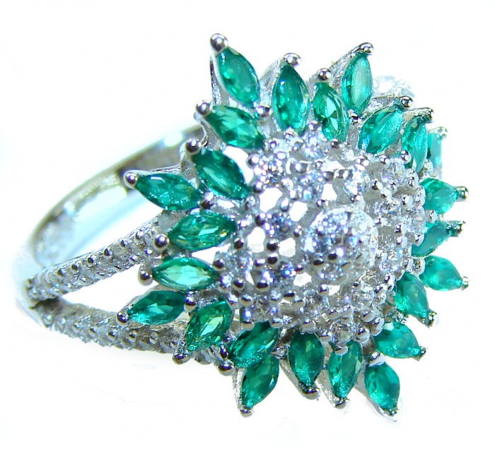 Authentic 5.2 carat Colombian Emerald .925 Sterling Silver handcrafted Ring size 7 1/2 - Side view of Colombian emerald ring in .925 sterling silver.