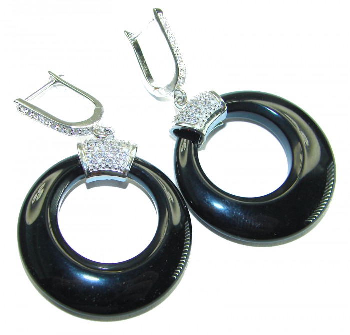 Outstanding authentic Onyx .925 Sterling Silver Earrings - Black onyx sterling silver earrings, side view with clasp detail.