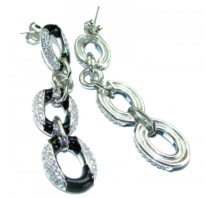 Vintage style authentic 7.5 carat Onyx White Topaz .925 Sterling Silver handcrafted earrings - Close-up of vintage style onyx and white topaz earrings