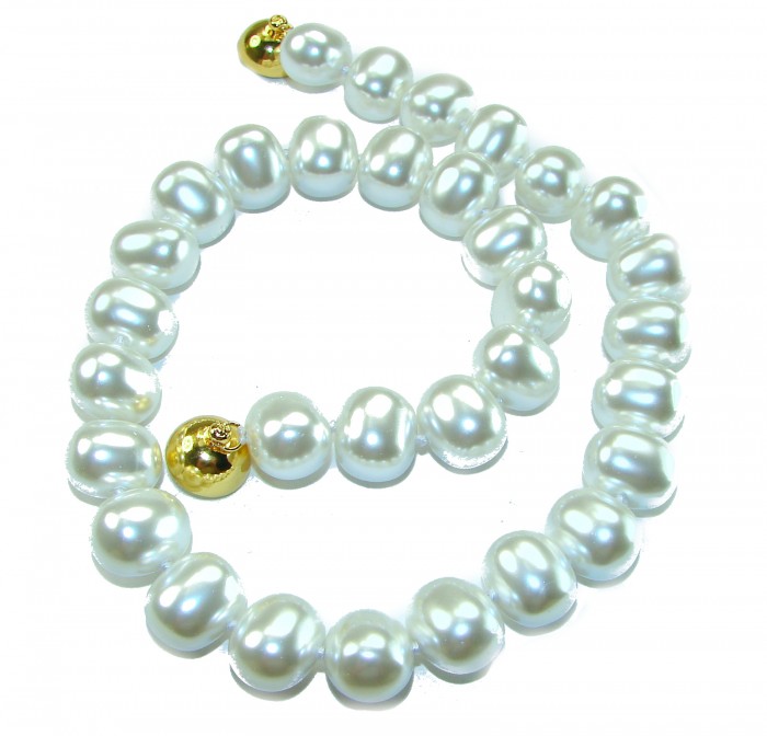 Baroque style 16 inches long Freshwater Pearl 10K Gold over .925 Sterling Silver handmade Necklace - Baroque freshwater pearl necklace with gold clasp, top view.