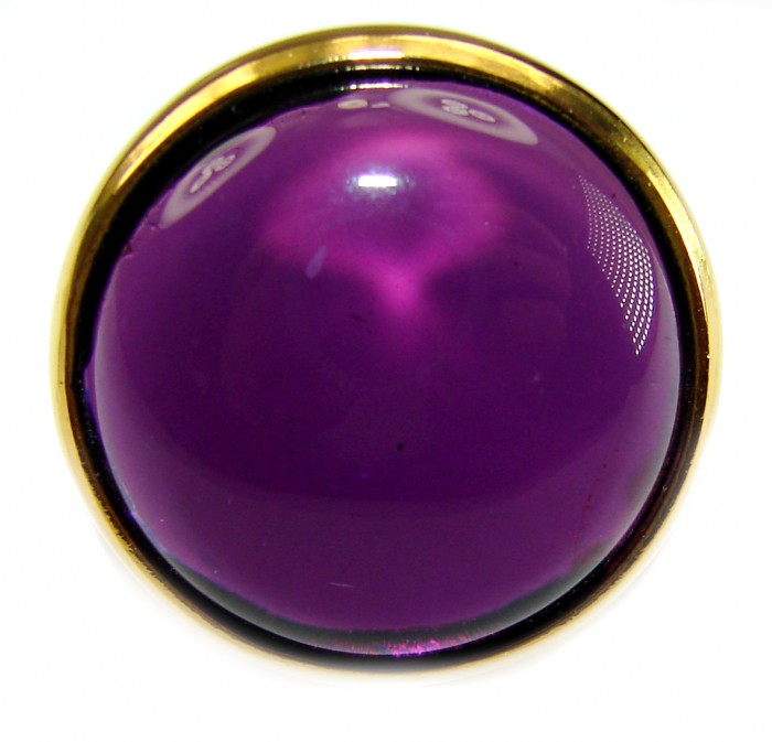 Purple Full Moon 21.2 carat Amethyst 14K Gold over .925 Sterling Silver Handcrafted Large Ring size 8 - Close-up of Purple Full Moon 21.2 carat Amethyst in gold setting