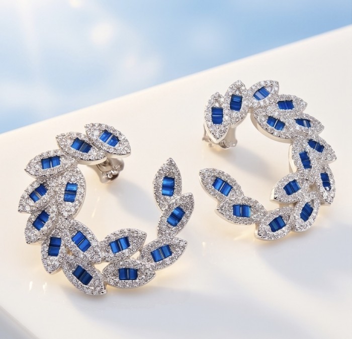 Art Deco - Incredible genuine 4.5 CARAT Sapphire .925 Sterling Silver handcrafted Earrings - Side view of Art Deco sapphire earrings with intricate detailing.