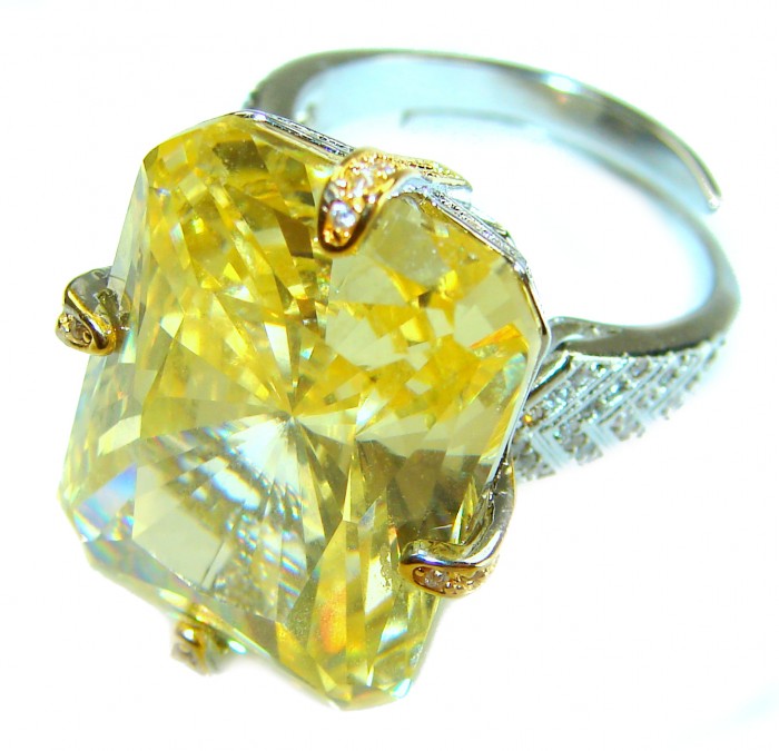 Solid 35.8 carat Genuine Yellow Sapphire 2 tones .925 Sterling Silver handcrafted ring size 7 adjustable - Close-up of 35.8 carat yellow sapphire ring in two-tone sterling silver.