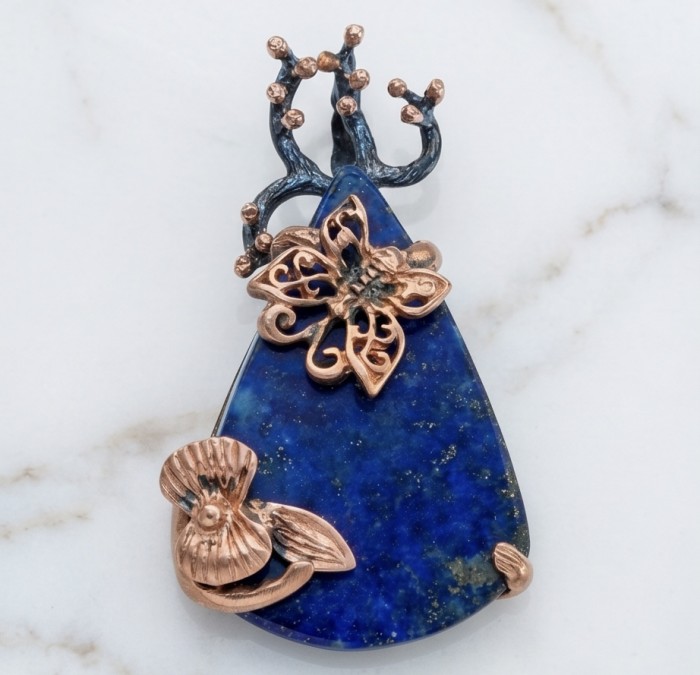 Magic Aurora Lapis Lazuli 14K Rose Gold .925 Sterling Silver handcrafted Pendant - Lapis lazuli pendant with floral accents, top view