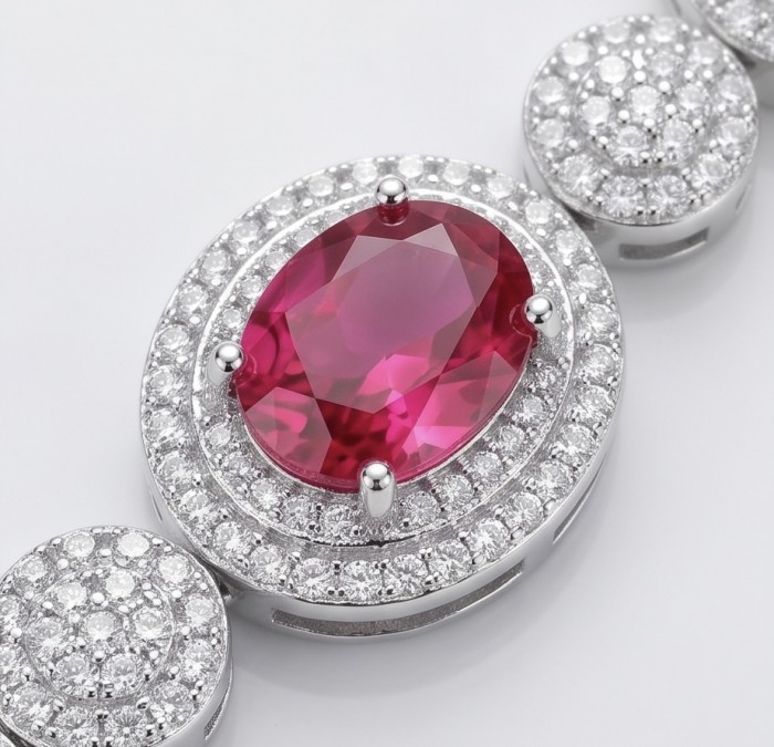 Luxurious 2.8 carat natural Mozambique Ruby .925 Sterling Silver Statement Bracelet - Close-up of a 2.8 carat Mozambique Ruby in .925 Sterling Silver.