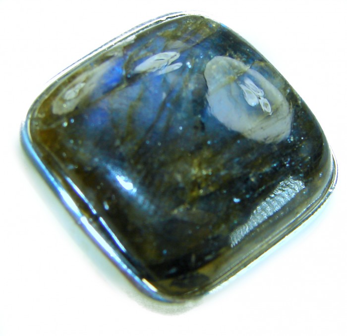 Shimmering Natural Labradorite .925 Sterling Silver handcrafted Large ring size 8 adjustable - Close-up of shimmering labradorite stone in .925 sterling silver setting