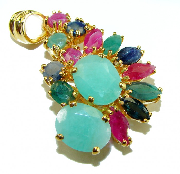 Luxurious 14.5 carat Emerald 18K Gold over .925 Sterling Silver handmade Statement Pendant - Colorful gemstone pendant, top view, emerald and gold setting.