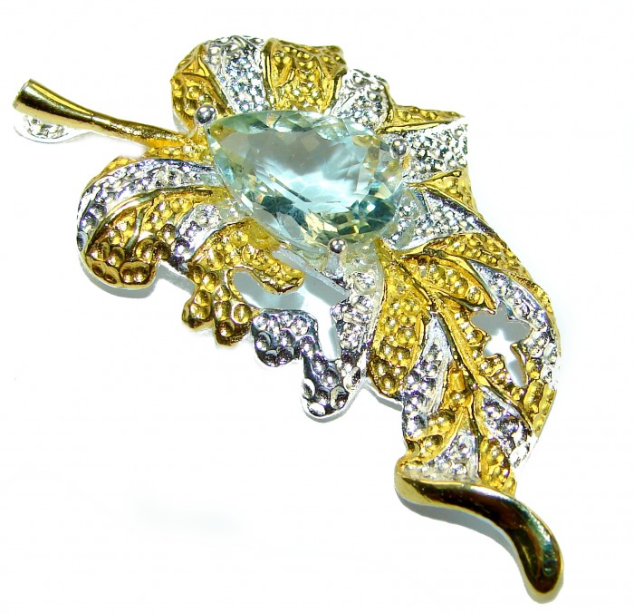 Precous Leaf Genuine Green Amethst 18K Gold over .925 Sterling Silver handcrafted Statement pendant - Leaf-shaped brooch, top view, green amethyst, gold and silver details.