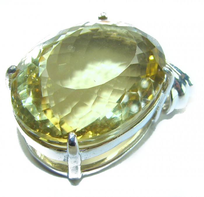 Perfection Oval cut 32.3 carat Lemon Quartz .925 Sterling Silver handcrafted LARGE pendant - Close-up of 32.3 carat oval Lemon Quartz in .925 Sterling Silver setting