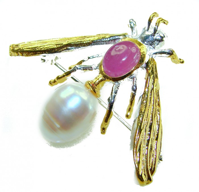 Ruby Bee genuine Enamel Pearl 14K Gold over .925 Sterling Silver handmade Pendant - Brooch - Ruby bee pin with pearl, angled top view, gold and silver details