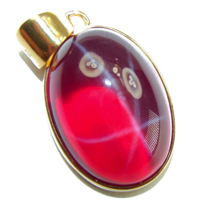 Francesca- authentic 29.5 carat Star Ruby 18K Gold over .925 Sterling Silver handcrafted Pendant - Star Ruby pendant, close-up, 18K gold setting, red with star pattern.