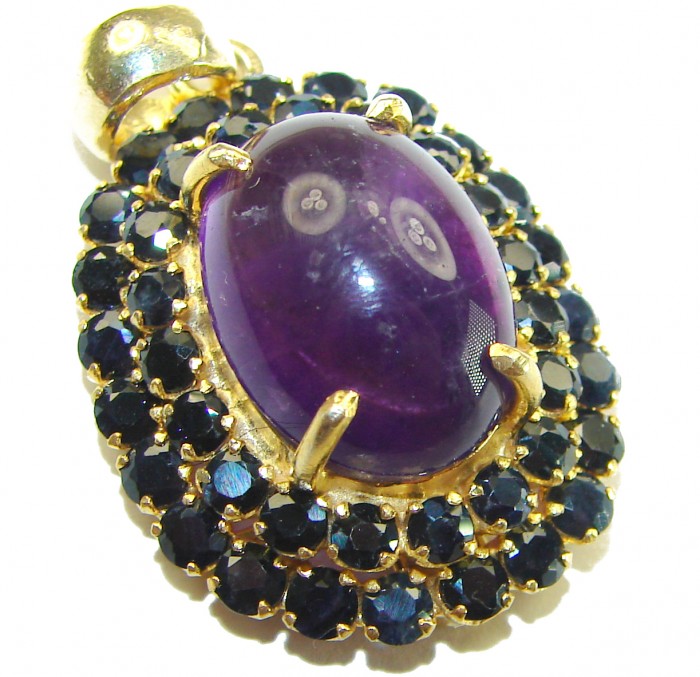 Beautiful Purple Treasure 22.5 carat Amethyst Sapphire 14K Gold over .925 Sterling Silver handcrafted Pendant - Close-up of 22.5 carat amethyst and sapphire pendant in 14K gold.