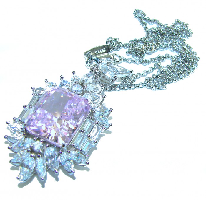 Rose des Vents 21.2 carat Pink Sapphire .925 Sterling Silver handcrafted necklace - Pink sapphire necklace close-up with sterling silver chain detail.
