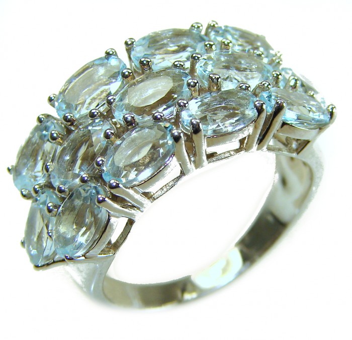 14.9 carat authentic Aquamarine .925 Sterling Silver Handcrafted Ring size 7 1/4 - Aquamarine sterling silver ring, top view, 14.9 carats.