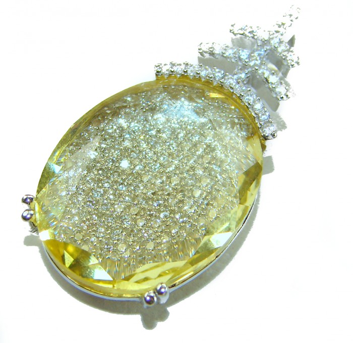 Divine Beauty 18.5 carat Lemon Quartz .925 Sterling Silver Handcrafted .925 Sterling Silver handcrafted pendant - Close-up of Divine Beauty Lemon Quartz with Sterling Silver accents