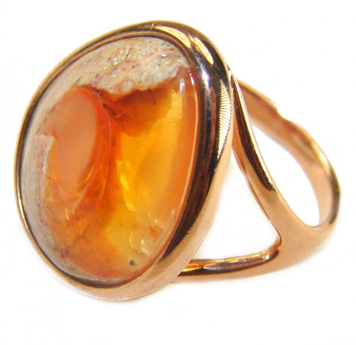 Bonfire Night best quality 27.4 carat Mexican Opal .925 Sterling Silver dipped in 18K Gold handmade ring 6 - Close-up of 27.4 carat Mexican Opal ring in rose gold setting