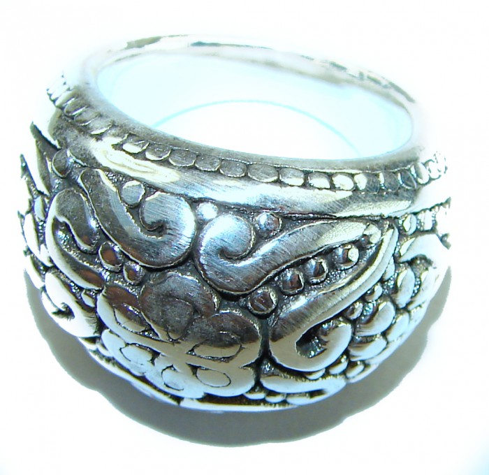 Precious - Bali made .925 Sterling Silver handcrafted Ring s. 6 3/4 - Ornate side view of Bali made .925 Sterling Silver ring
