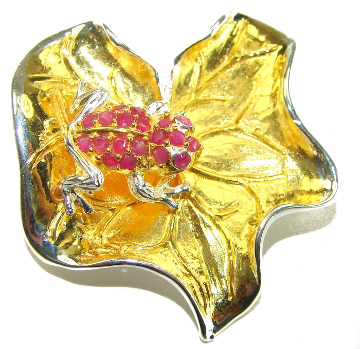Red Frog Excellent 5.5 carat Ruby 14K Gold over .925 Sterling Silver handcrafted Pendant Brooch - Red frog brooch on gold leaf, top view, ruby and silver details