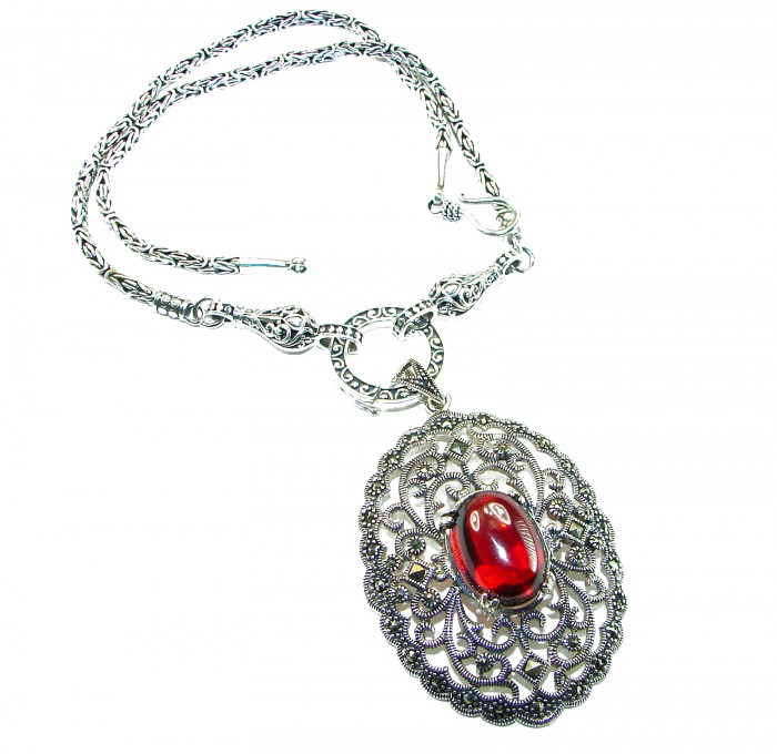 SPECTACULAR- Vintage Style- Outstanding quality - 14.5 carat Ruby .925 Sterling Silver handcrafted Statement necklace - Vintage style pendant necklace with red stone, detailed front view.