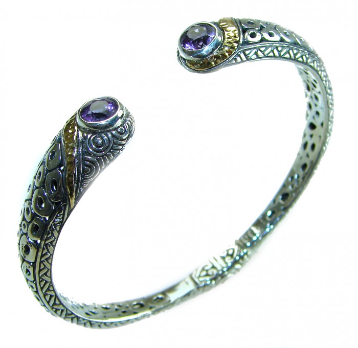 8.5 carat Amethyst 2 tones .925 Sterling Silver handcrafted Statement Bali made Bracelet - Bracelet with amethyst stones, intricate design, top view.