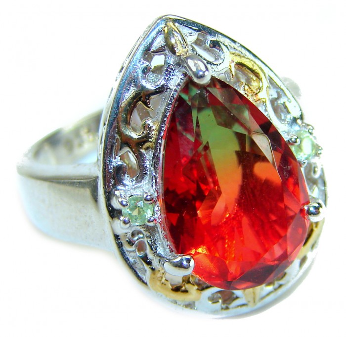 14.8 carat Brazilian Tourmaline 2 tones .925 Sterling Silver Perfectly handcrafted Ring s. 7 - Close-up of 14.8 carat Brazilian Tourmaline ring in sterling silver.