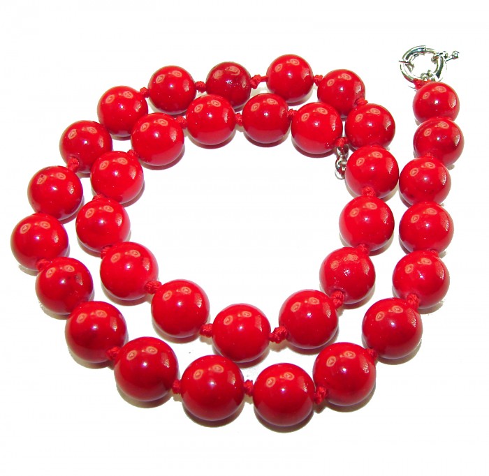 55.5 grams! Sublime Red Fossilized Coral Sterling Silver handmade Necklace - Red fossilized coral necklace with clasp detail, 55.5 grams.