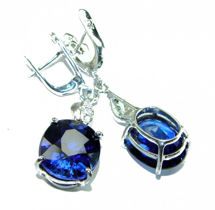 Best quality 14.5 carat African Kyanite .925 Sterling Silver handcrafted earrings - Close-up of 14.5 carat African Kyanite earrings in .925 sterling silver