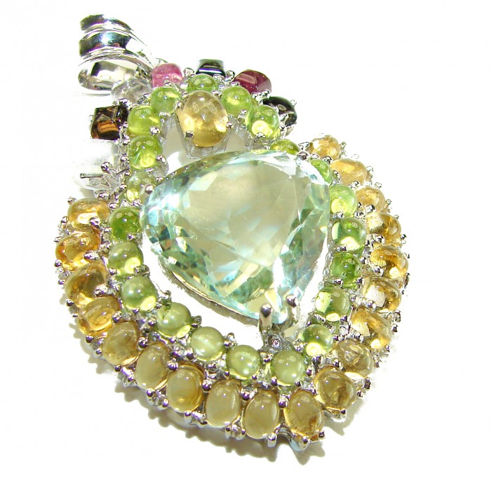 Green Ivy 25.5 carat Green Amethyst - Prasolite .925 Sterling Silver handcrafted pendant - Close-up of Green Ivy 25.5 carat amethyst pendant with gemstones.