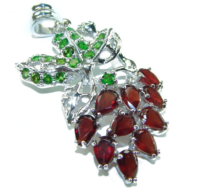 Carmen authentic Garnet .925 Sterling Silver handcrafted pendant - photo 3
