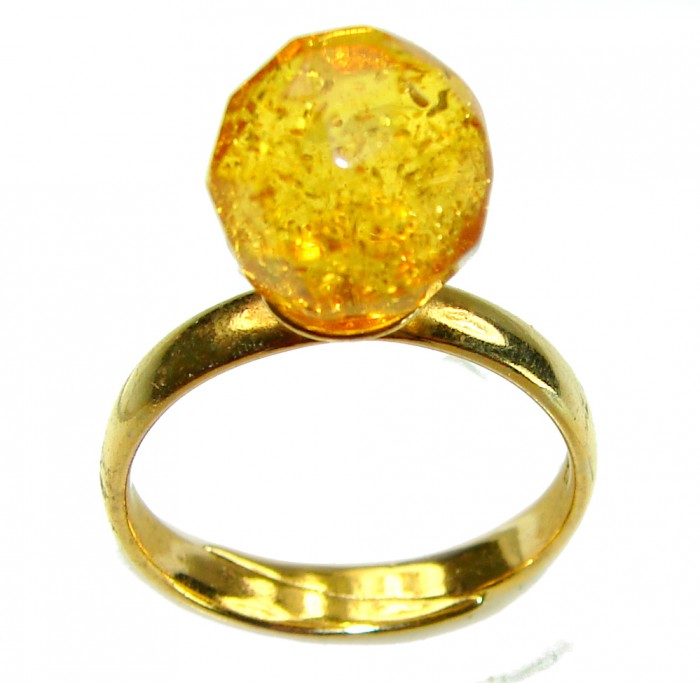 Modern Concept Golden Sphere - Natural faceted Baltic Amber 18K Gold over .925 Sterling Silver ring s. 8 - Ring with faceted amber, top view, gold band.