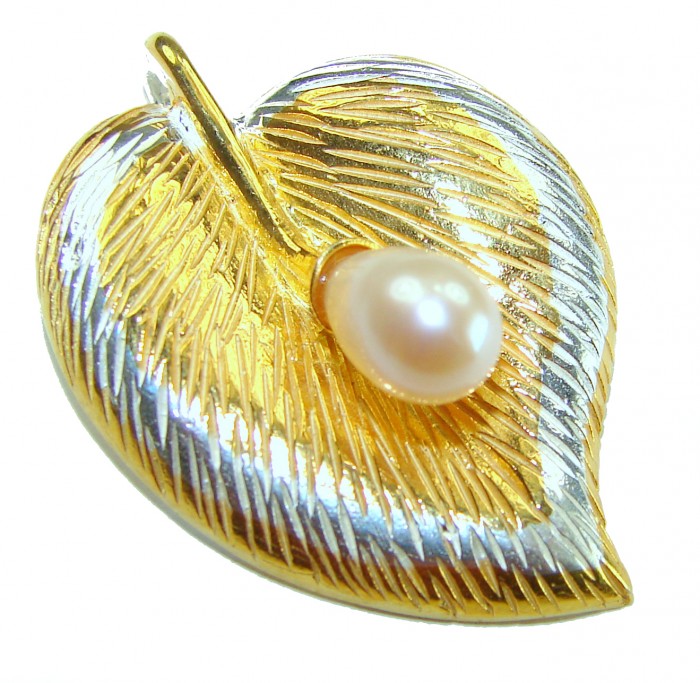 Natural Leaf Pearl 14K Gold over .925 Sterling Silver handmade - Leaf-shaped gold and silver brooch with pearl, top view close-up.