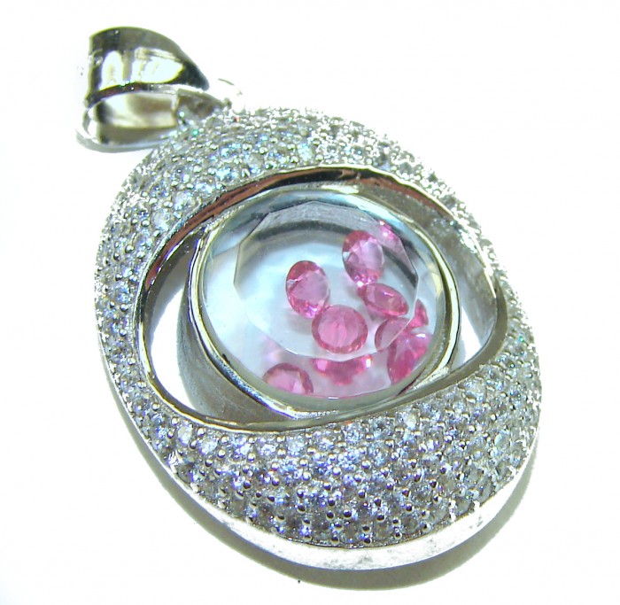 Floating Memories 10.5 carat Pink Sapphire .925 Sterling Silver Handcrafted Statement pendant - Pendant with pink sapphires and silver detail, close-up view