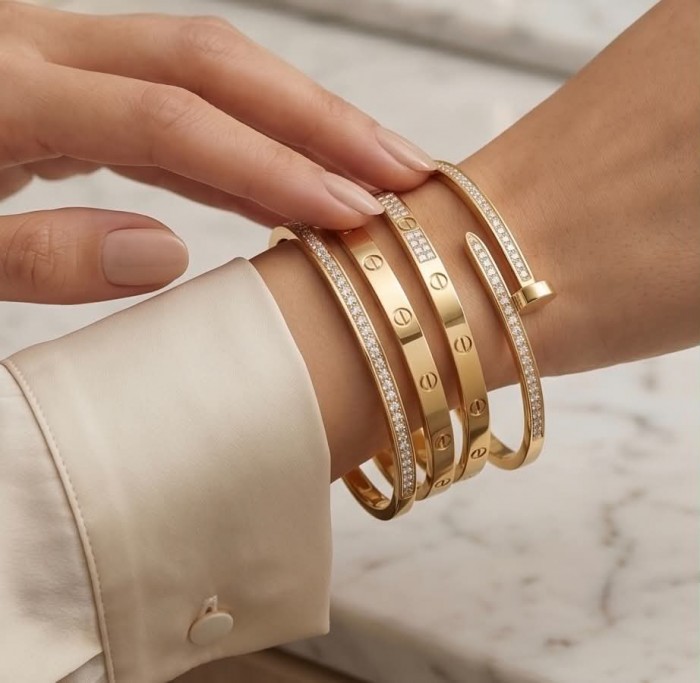 Mystery - White Topaz Inlaid Bracelet Set Stackable 4 golden Bangles - Excellent quality each bracelet Does open and close - photo 1