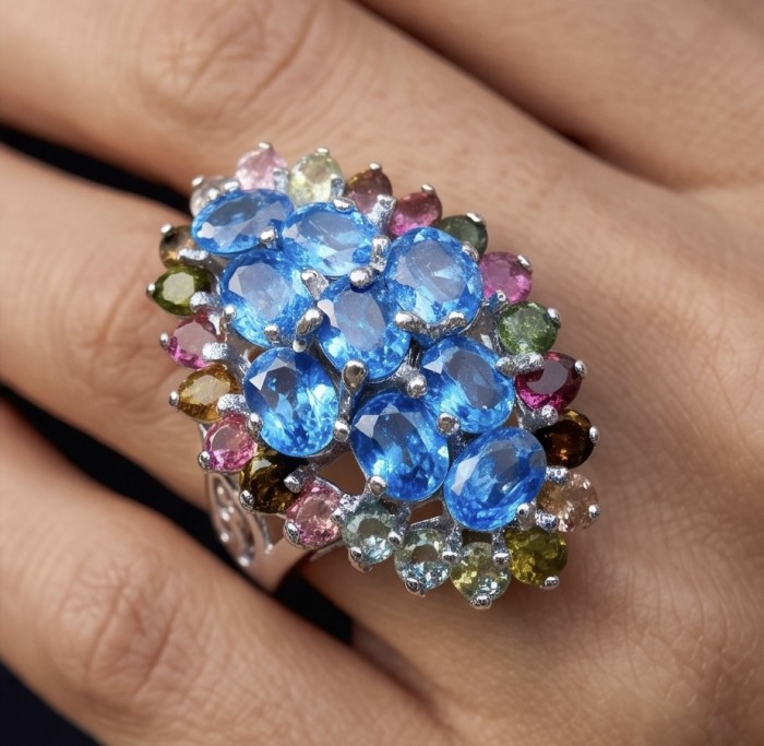 Authentic 14.5 carat Kyanite .925 Sterling Silver handcrafted Ring size 8 3/4 - Kyanite and multicolor stones on sterling silver, worn on hand close-up.