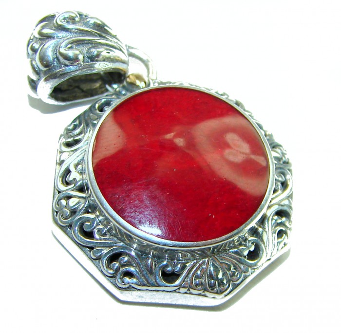 Bright Energy Authentic Coral .925 Sterling Silver Bali handmade pendant - Coral stone close-up with intricate sterling silver design