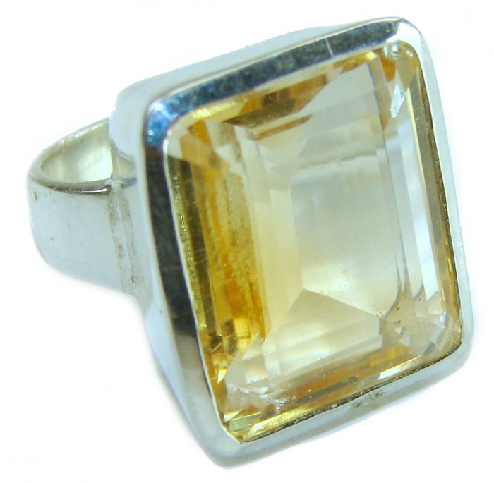 28.8 carat Genuine Heliodor .925 Sterling Silver handcrafted ring size 6 - 28.8 carat Heliodor ring in .925 silver, close-up top view.