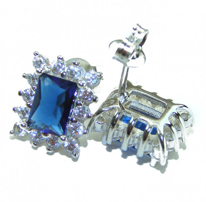 Best quality 4.5 carat African Kyanite .925 Sterling Silver handcrafted earrings - Close-up of sterling silver earrings with blue kyanite and diamond accents.