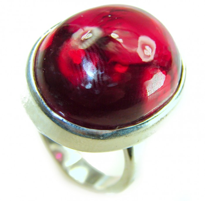 Bella Rossa Genuine 36.5 CARAT Star Ruby .925 Sterling Silver Large Statement Ring size 7 - Stone close-up of Bella Rossa Star Ruby in .925 Sterling Silver ring