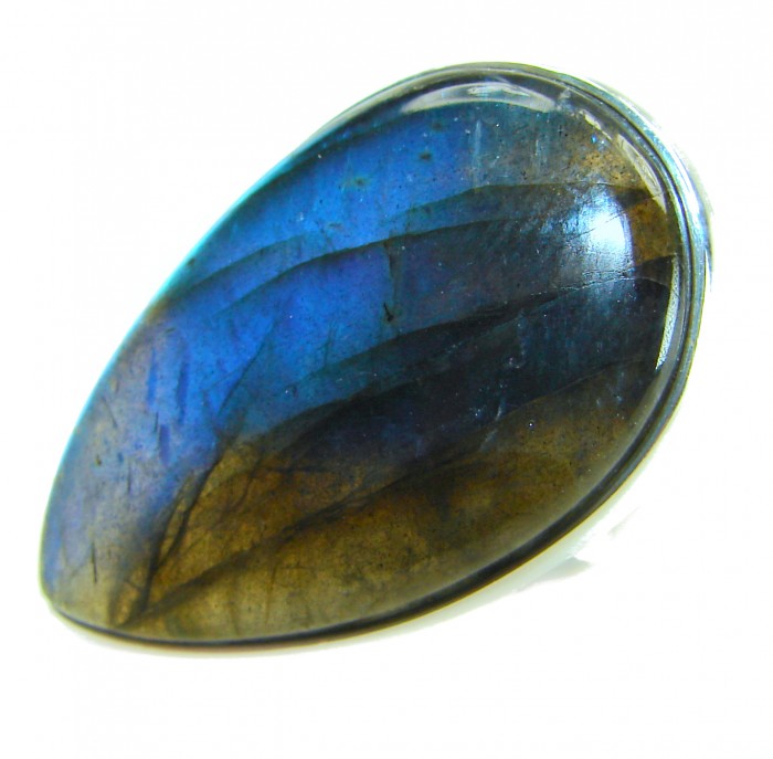 Shimmering Natural Labradorite .925 Sterling Silver handcrafted Large ring size 8 adjustable - Close-up of a shimmering labradorite stone in sterling silver.